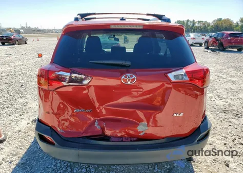 2015 Toyota Rav4 Xle z USA, uszkodzony, nr VIN JTMWFREV0FJ059280